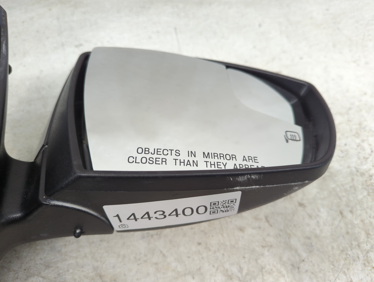 2015-2018 Ford Focus Passenger Side View Mirror - Right Door Mirror OEM Used - Oemusedautoparts1.com