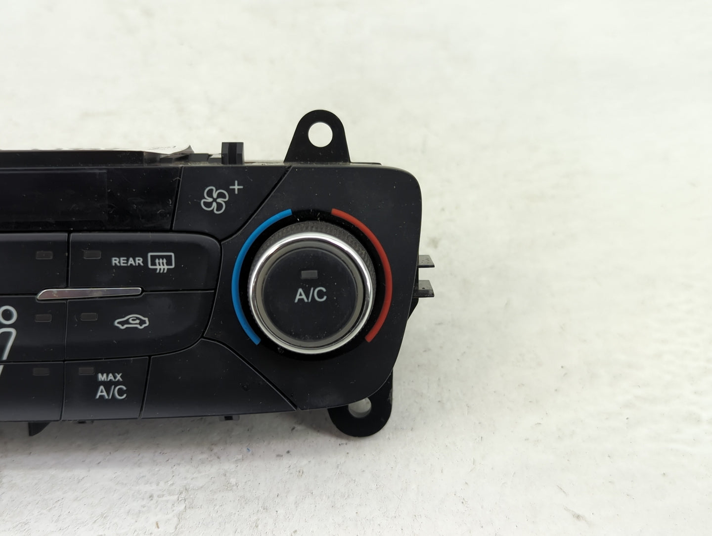2015-2018 Ford Focus Climate Control Module Temperature AC/Heater Replacement P/N:F1ET-18C612-AG Fits Fits 2015 2016 2017 20