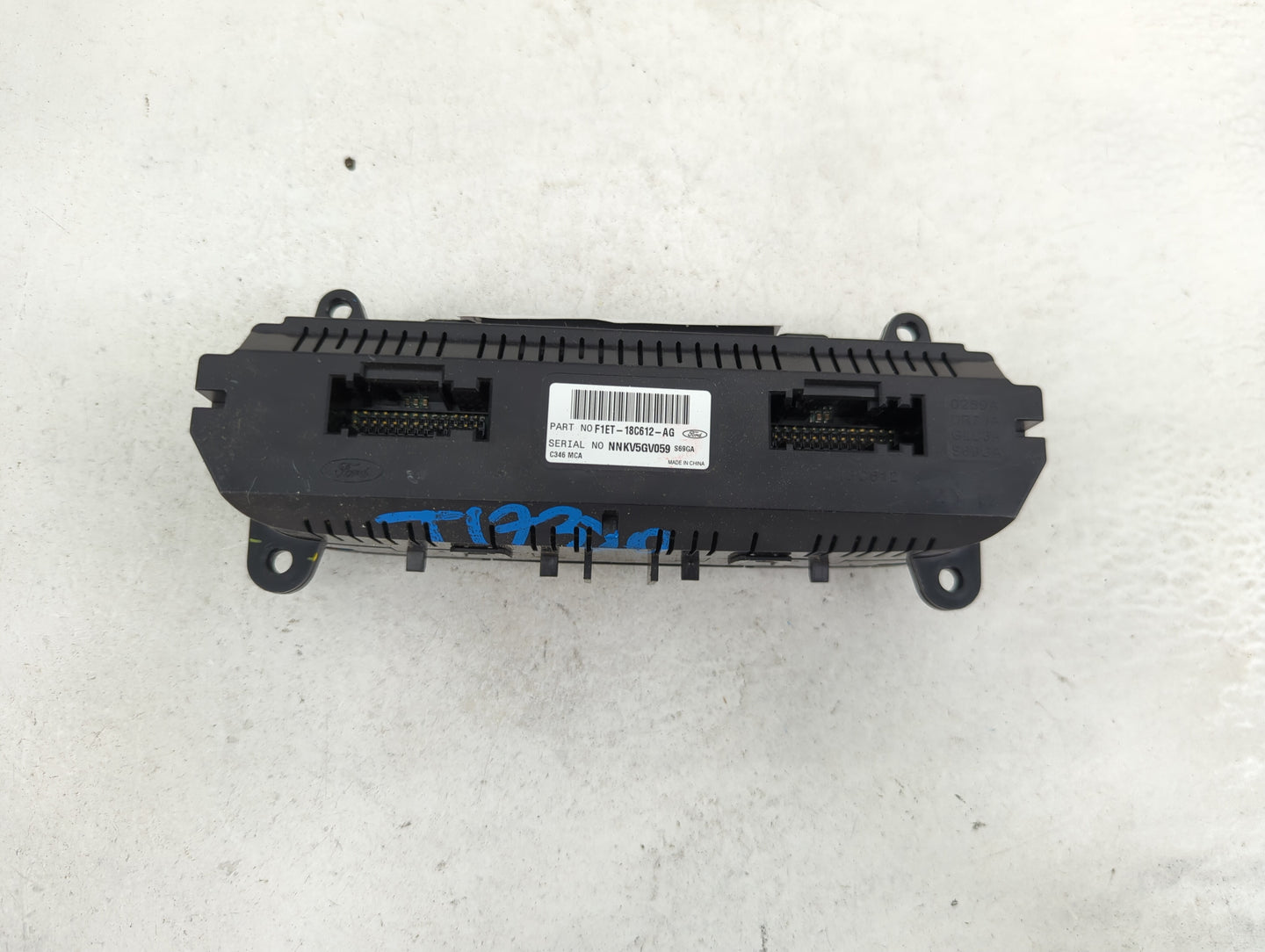 2015-2018 Ford Focus Climate Control Module Temperature AC/Heater Replacement P/N:F1ET-18C612-AG Fits Fits 2015 2016 2017 20