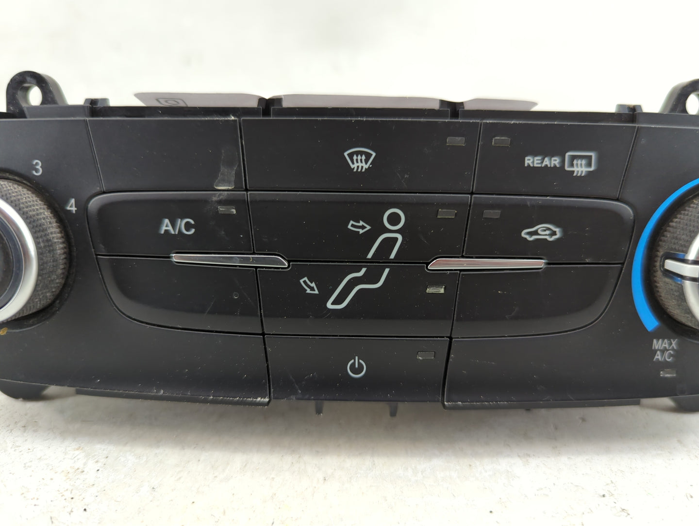 2015-2018 Ford Focus Climate Control Module Temperature AC/Heater Replacement P/N:F1ET-19980-JJ Fits Fits 2015 2016 2017 201