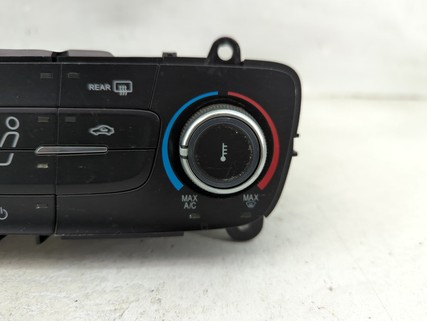 2015-2018 Ford Focus Climate Control Module Temperature AC/Heater Replacement P/N:F1ET-19980-JJ Fits Fits 2015 2016 2017 201
