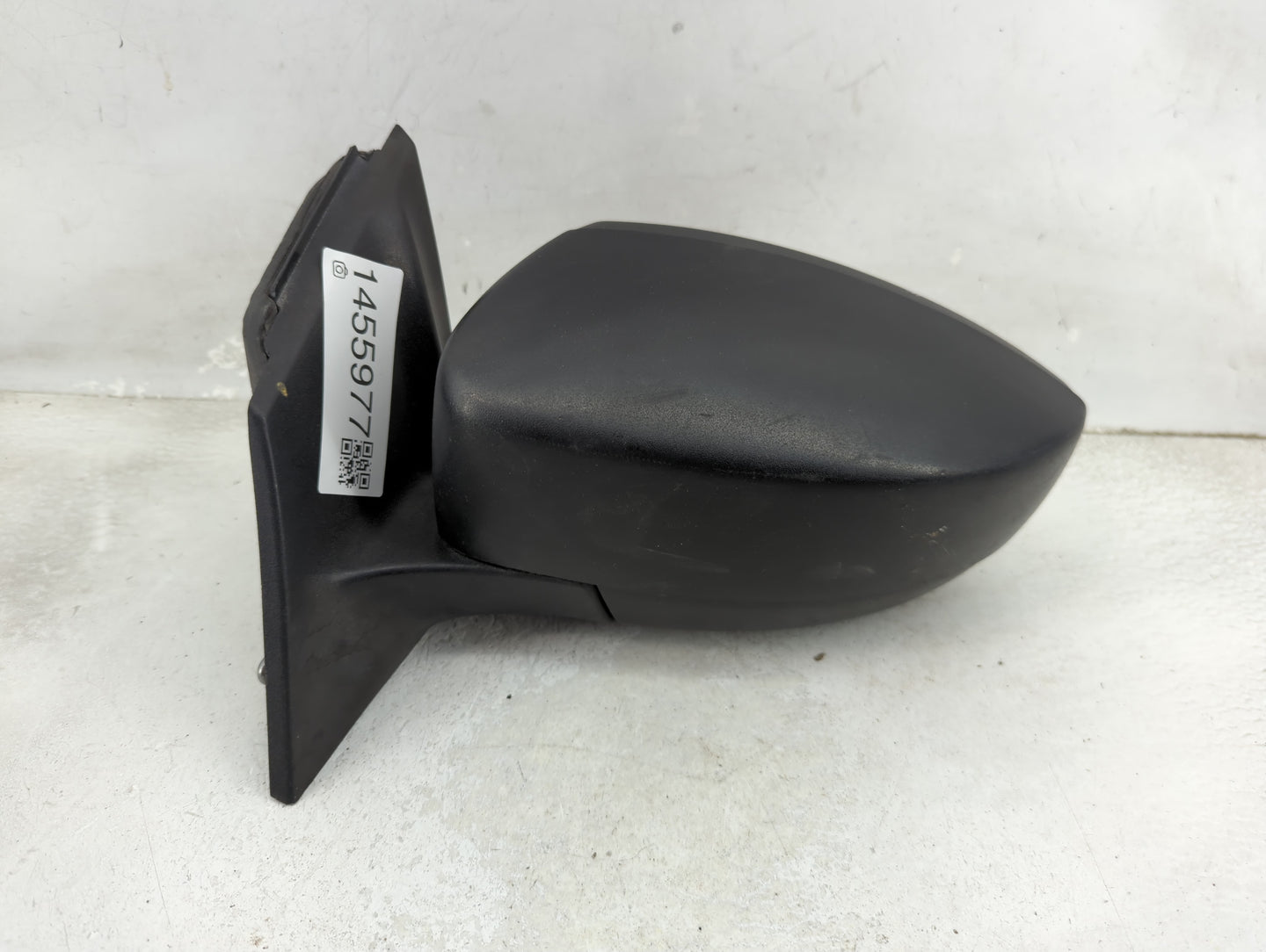 2015-2018 Ford Focus Driver Side View Mirror - Left Door Mirror OEM Used - Oemusedautoparts1.com