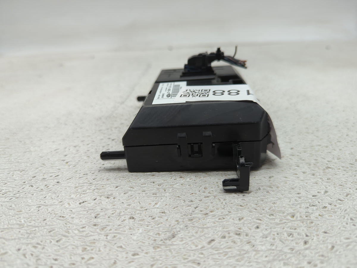 2015-2018 Ford Focus Information Radio Display Screen 1457188 - Oemusedautoparts1.com