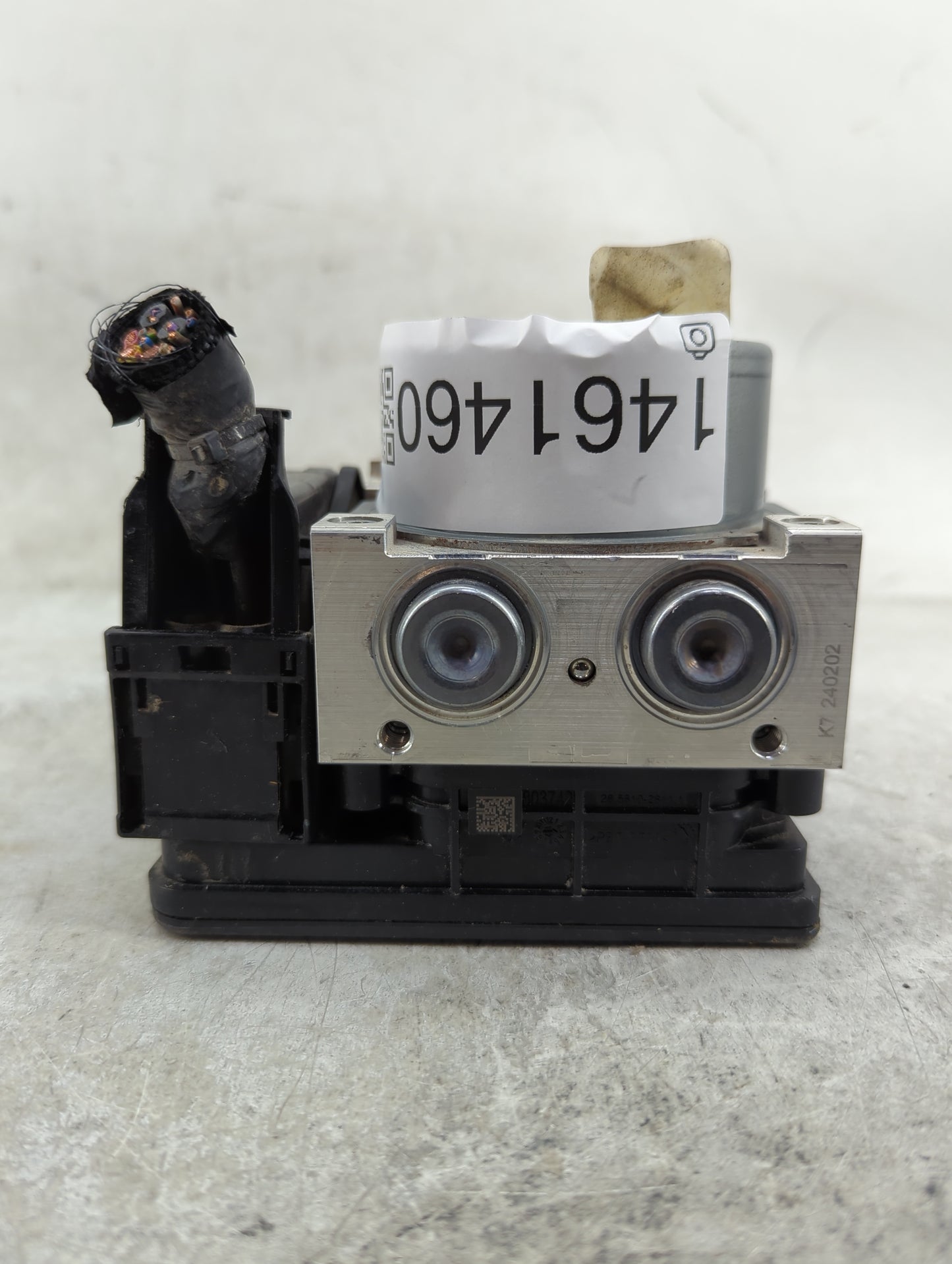 2016-2018 Ford Focus ABS Pump Control Module Replacement P/N:F1FC-2C219-BF Fits Fits 2016 2017 2018 OEM Used Auto Parts - Oe