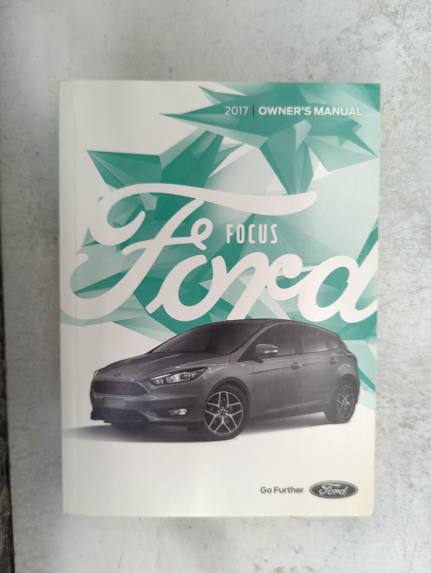 2017 Ford Focus Owners Manual Book Guide P/N:HM5J19A321AA OEM Used Auto Parts - Oemusedautoparts1.com