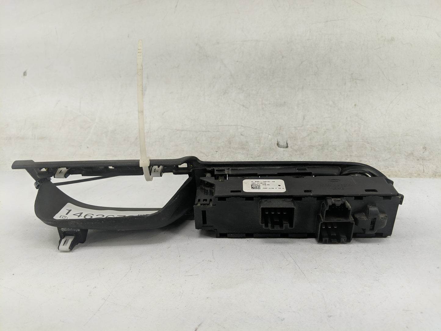 2017 Ford Focus Master Power Window Switch Replacement Driver Side Left P/N:BM5T-14A132-AB Fits OEM Used Auto Parts - Oemuse
