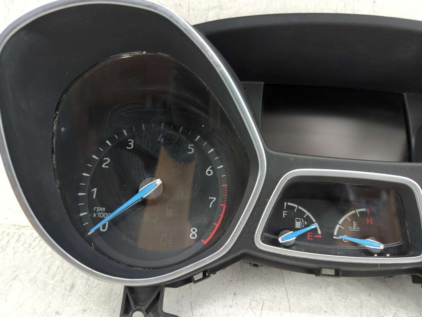 2017-2018 Ford Focus Instrument Cluster Speedometer Gauges P/N:5085074 2625776 Miles: Fits Fits 2017 2018 OEM Used Auto Part