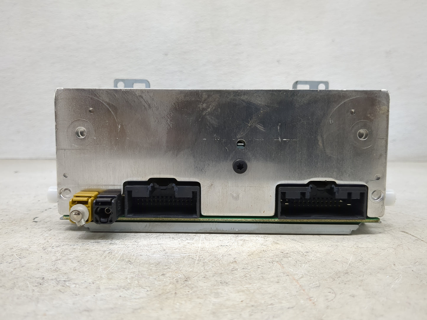 2016-2018 Ford Focus Radio AM FM Cd Player Receiver Replacement P/N:FM5T-19C107-KH Fits Fits 2016 2017 2018 OEM Used Auto Pa