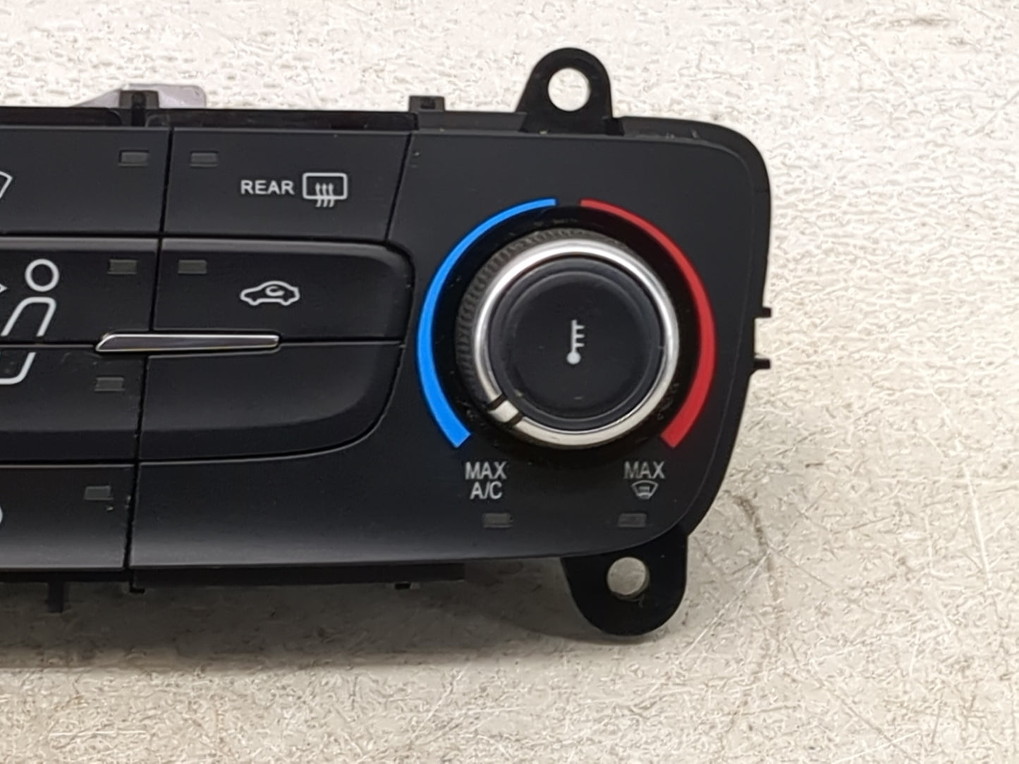 2015-2018 Ford Focus Climate Control Module Temperature AC/Heater Replacement P/N:F1ET-19980-JJ Fits Fits 2015 2016 2017 201