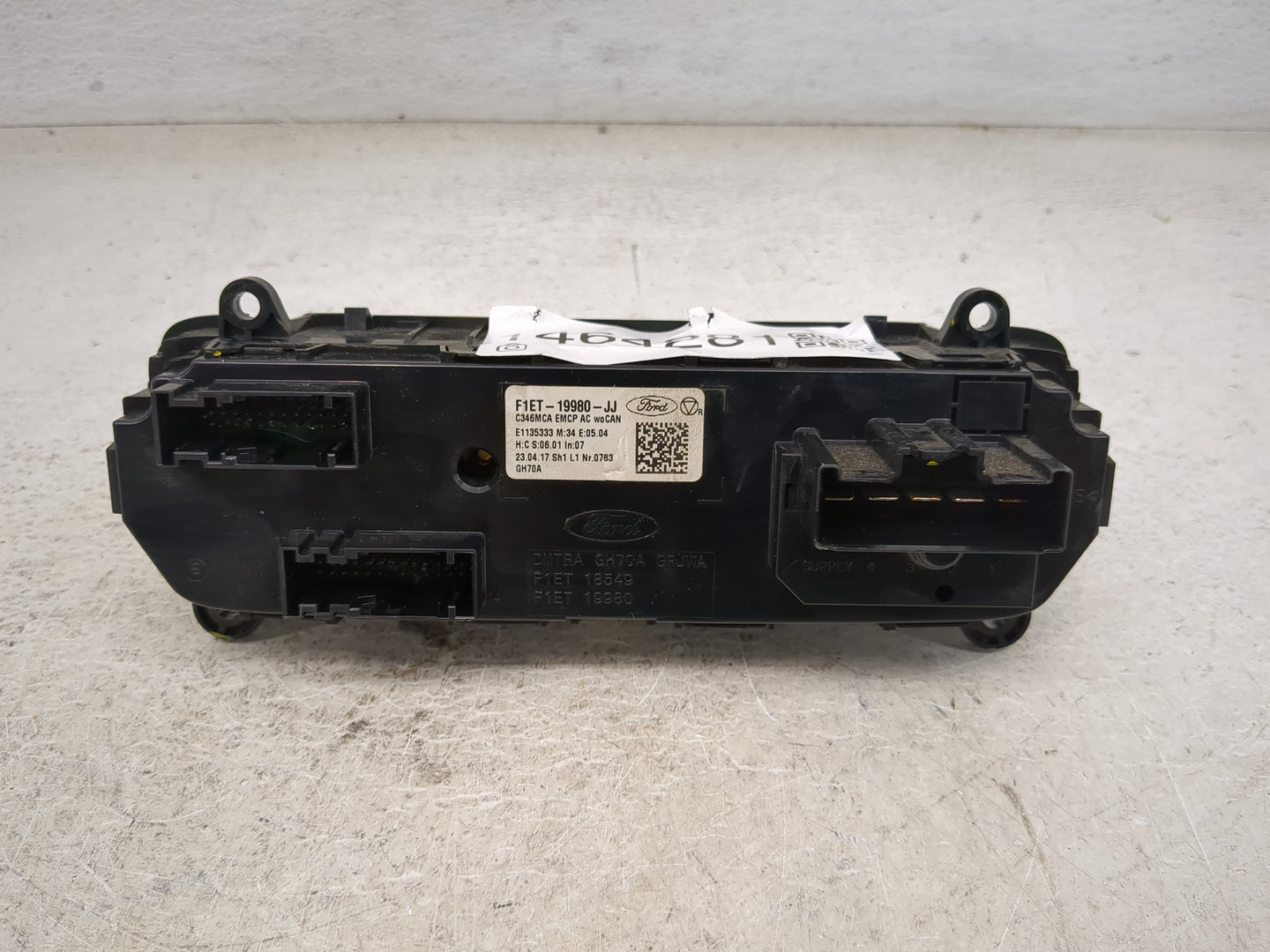 2015-2018 Ford Focus Climate Control Module Temperature AC/Heater Replacement P/N:F1ET-19980-JJ Fits Fits 2015 2016 2017 201