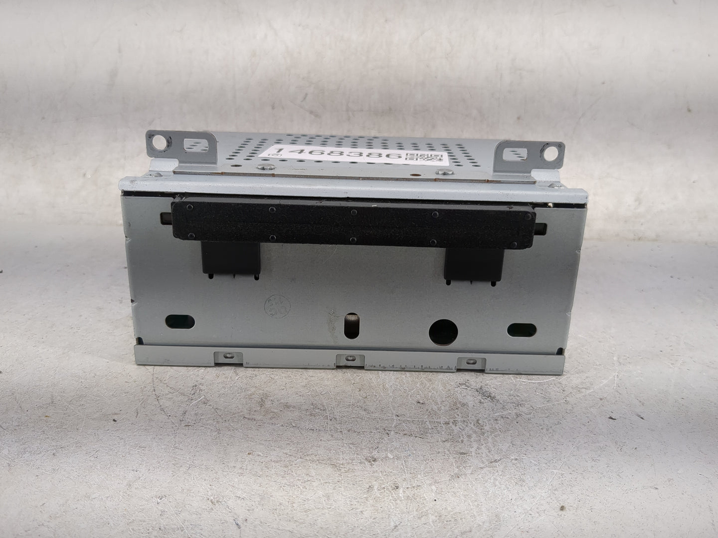 2016-2018 Ford Focus Radio AM FM Cd Player Receiver Replacement P/N:FM5T-19C107-KH Fits Fits 2016 2017 2018 OEM Used Auto Pa