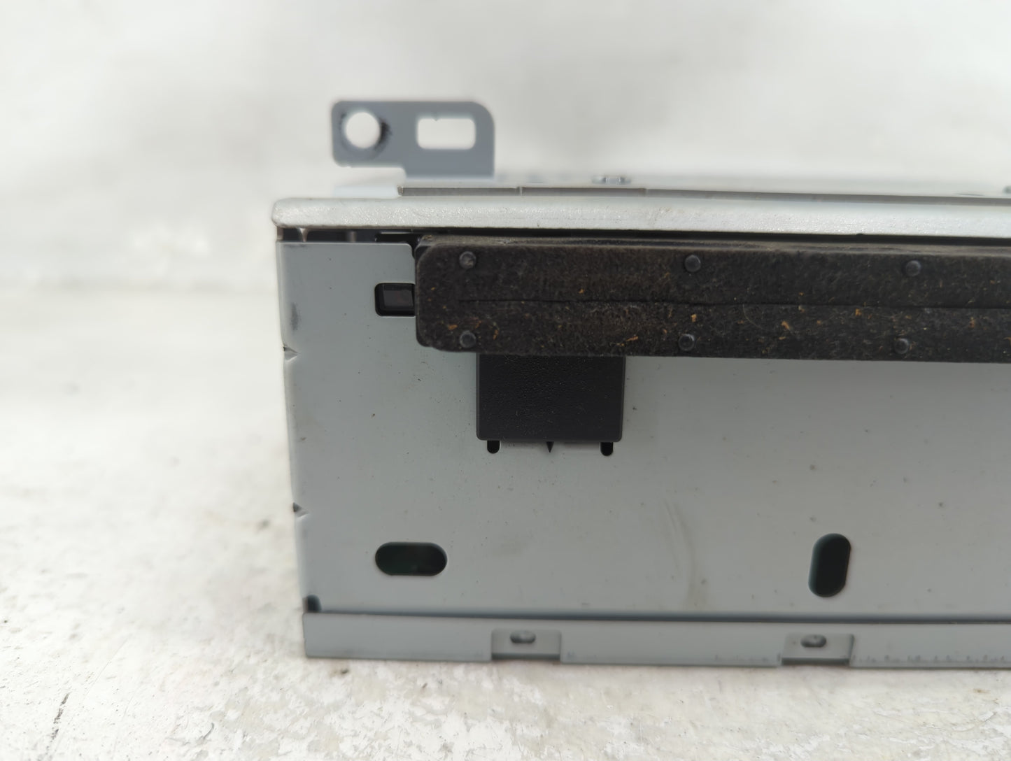 2017-2018 Ford Focus Radio AM FM Cd Player Receiver Replacement P/N:FM5T-19C107-JG C6SY225514 Fits Fits 2017 2018 OEM Used A