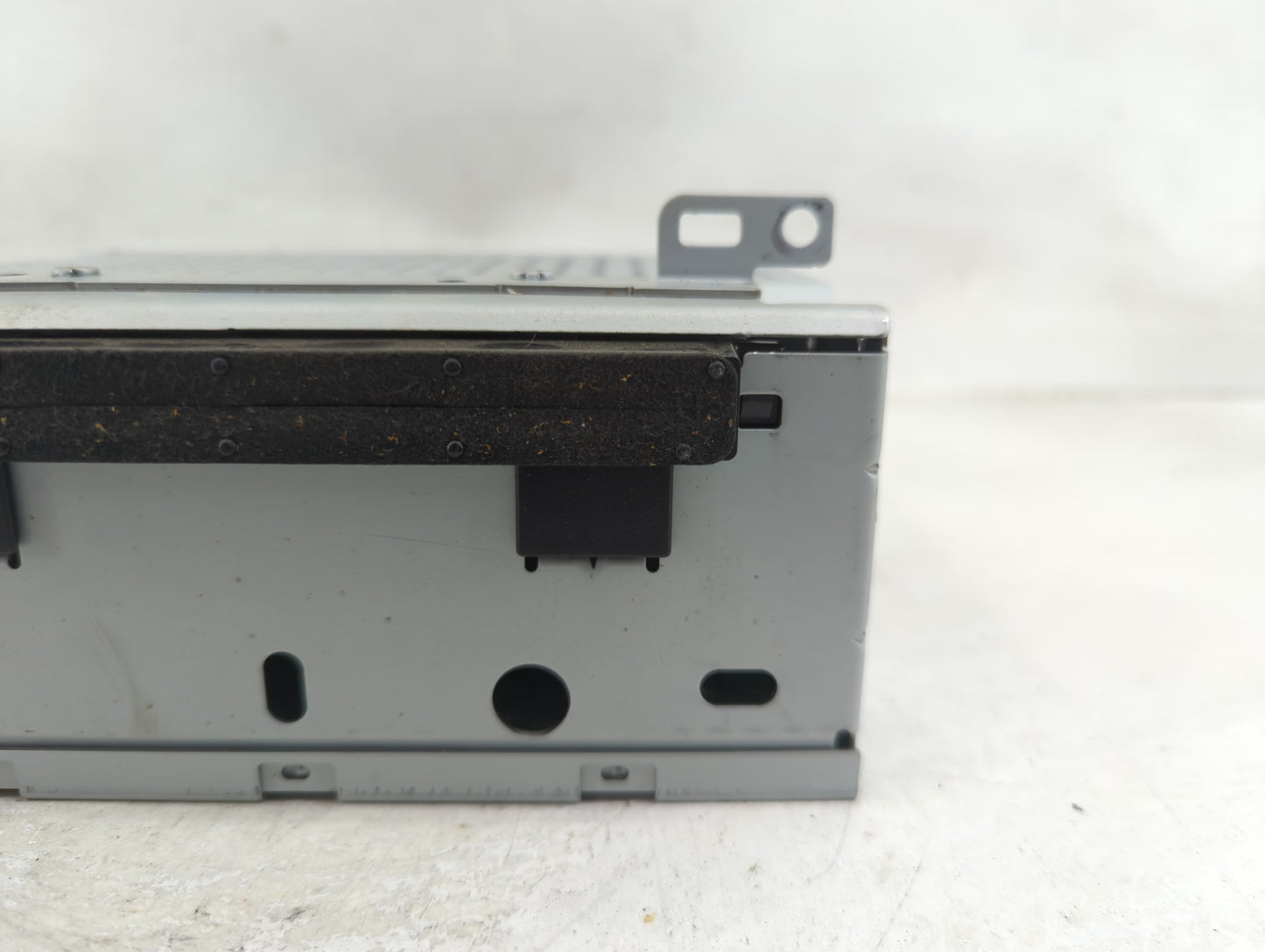 2017-2018 Ford Focus Radio AM FM Cd Player Receiver Replacement P/N:FM5T-19C107-JG C6SY225514 Fits Fits 2017 2018 OEM Used A