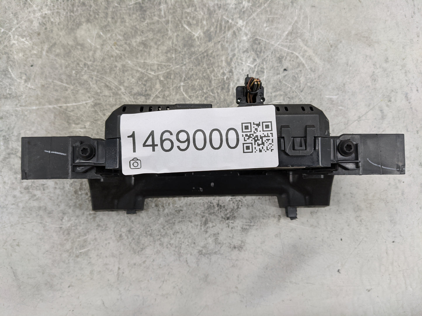 2015-2018 Ford Focus Information Display Screen 1469000 - Oemusedautoparts1.com