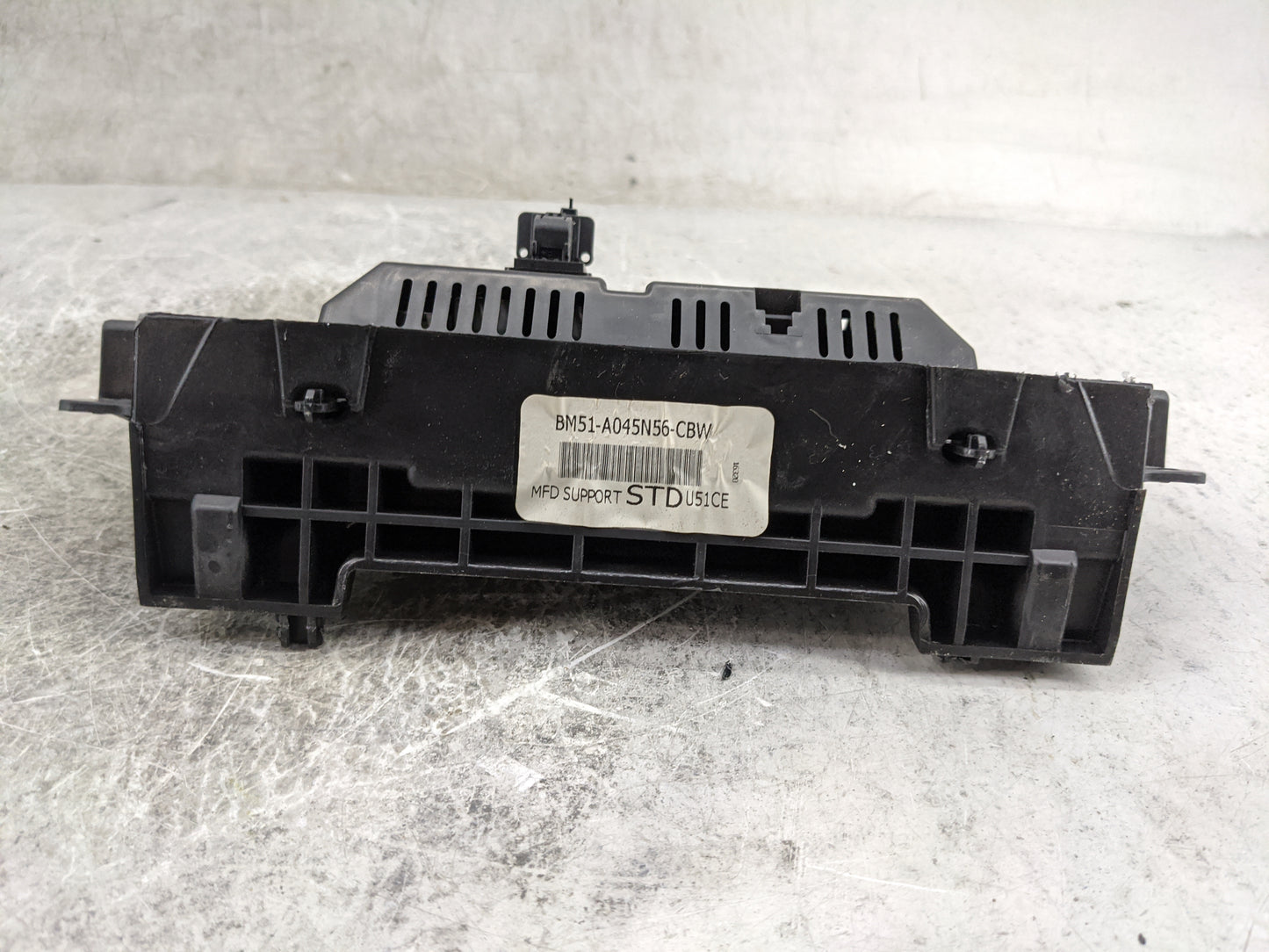 2015-2018 Ford Focus Information Display Screen 1469000 - Oemusedautoparts1.com