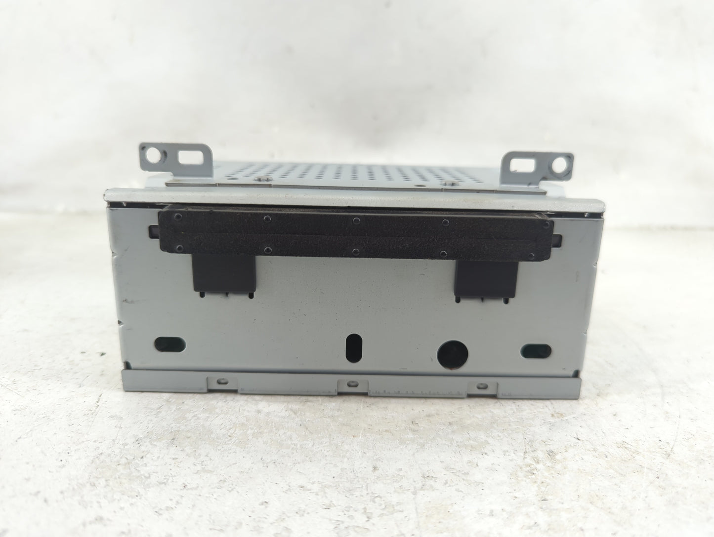 2017-2018 Ford Focus Radio AM FM Cd Player Receiver Replacement P/N:FM5T-19C107-JG Fits Fits 2017 2018 OEM Used Auto Parts -