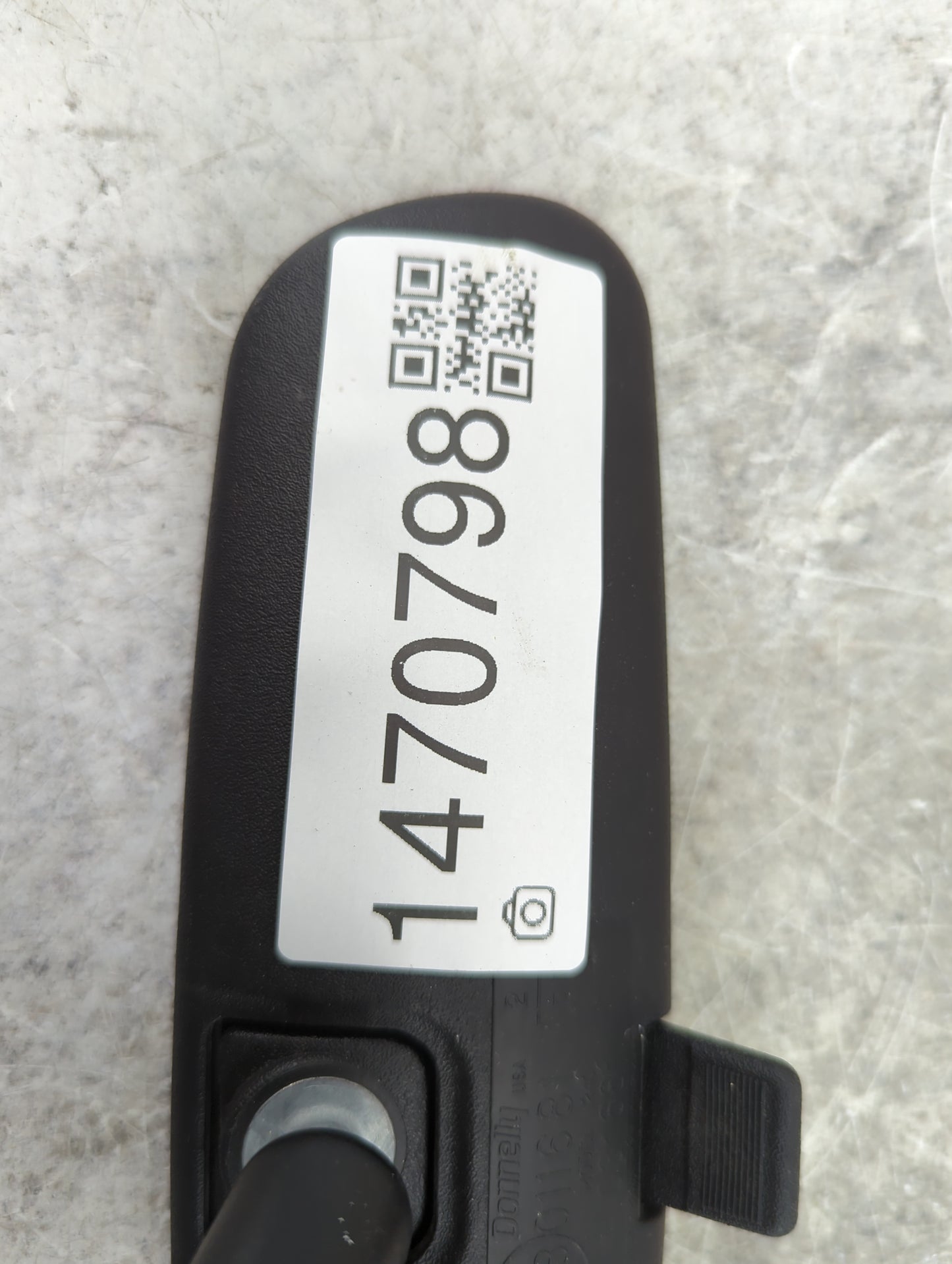 2010-2018 Ford Focus Interior Rear View Mirror Replacement OEM P/N:011681 031681 Fits OEM Used Auto Parts - Oemusedautoparts