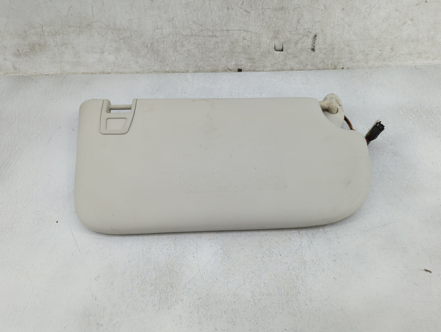 2013-2018 Ford Focus Sun Visor Shade Replacement Driver Left Mirror Fits Fits 2013 2014 2015 2016 2017 2018 OEM Used Auto Pa