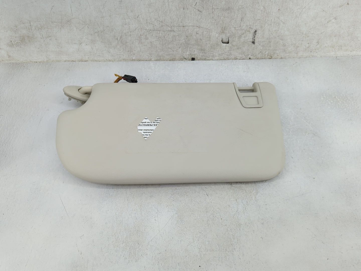 2013-2018 Ford Focus Sun Visor Shade Replacement Passenger Right Mirror Fits Fits 2013 2014 2015 2016 2017 2018 OEM Used Aut