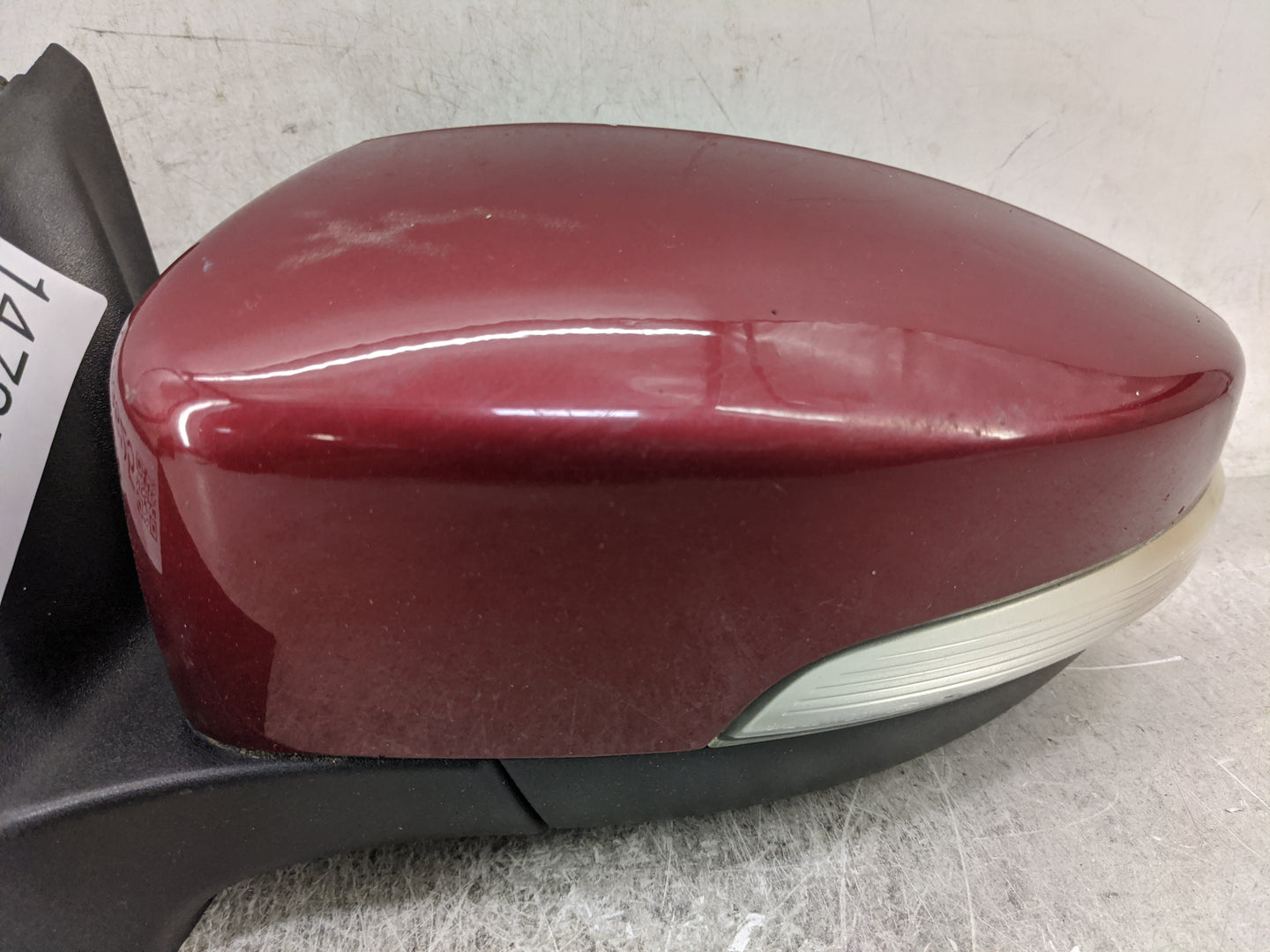 2015-2018 Ford Focus Driver Side View Mirror - Left Door Mirror OEM Used - Oemusedautoparts1.com