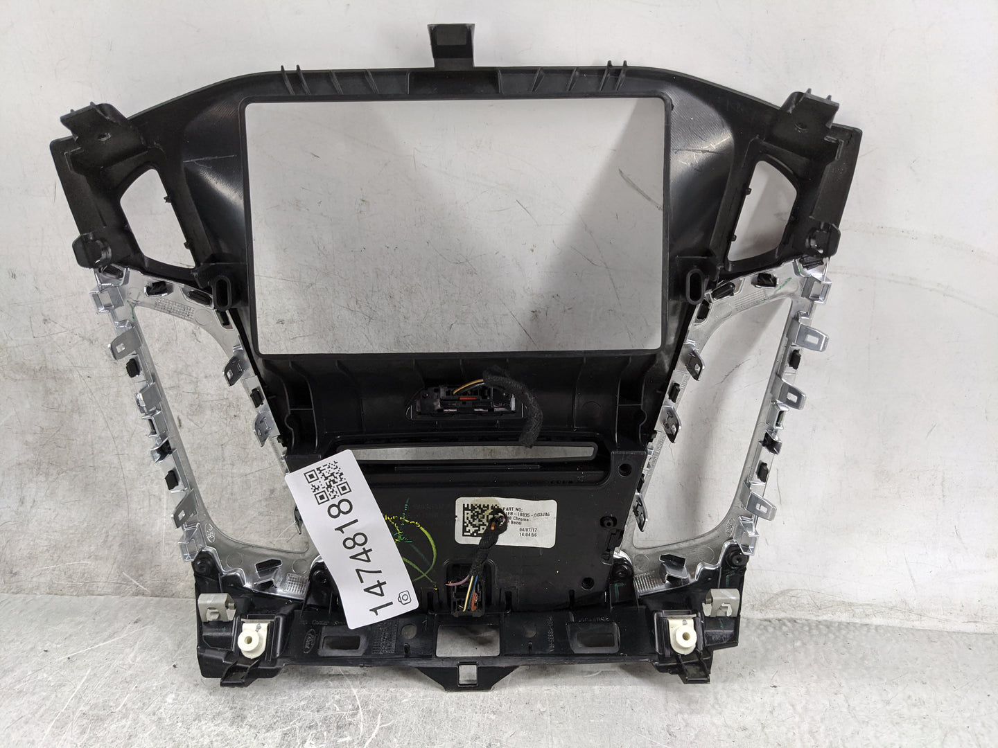 2012-2018 Ford Focus Radio Control Panel Black 1474818 - Oemusedautoparts1.com
