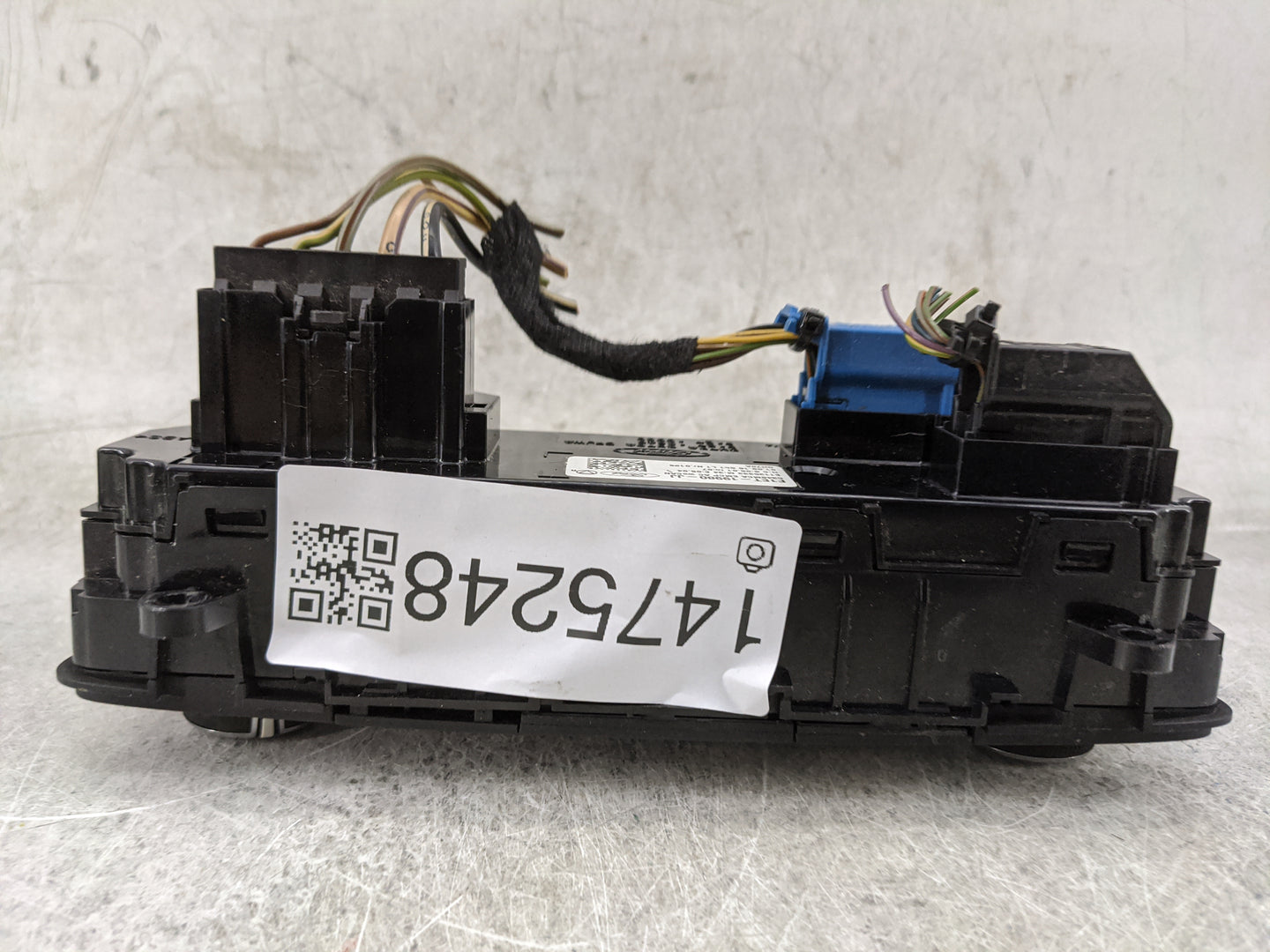 2015-2018 Ford Focus Climate Control Module Temperature AC/Heater Replacement P/N:F1ET-19980-JJ Fits Fits 2015 2016 2017 201