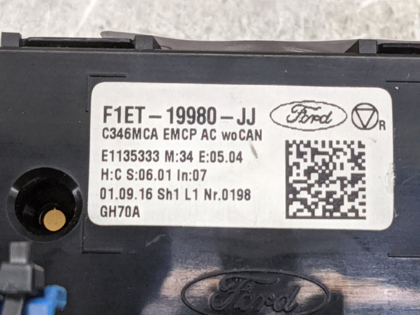 2015-2018 Ford Focus Climate Control Module Temperature AC/Heater Replacement P/N:F1ET-19980-JJ Fits Fits 2015 2016 2017 201