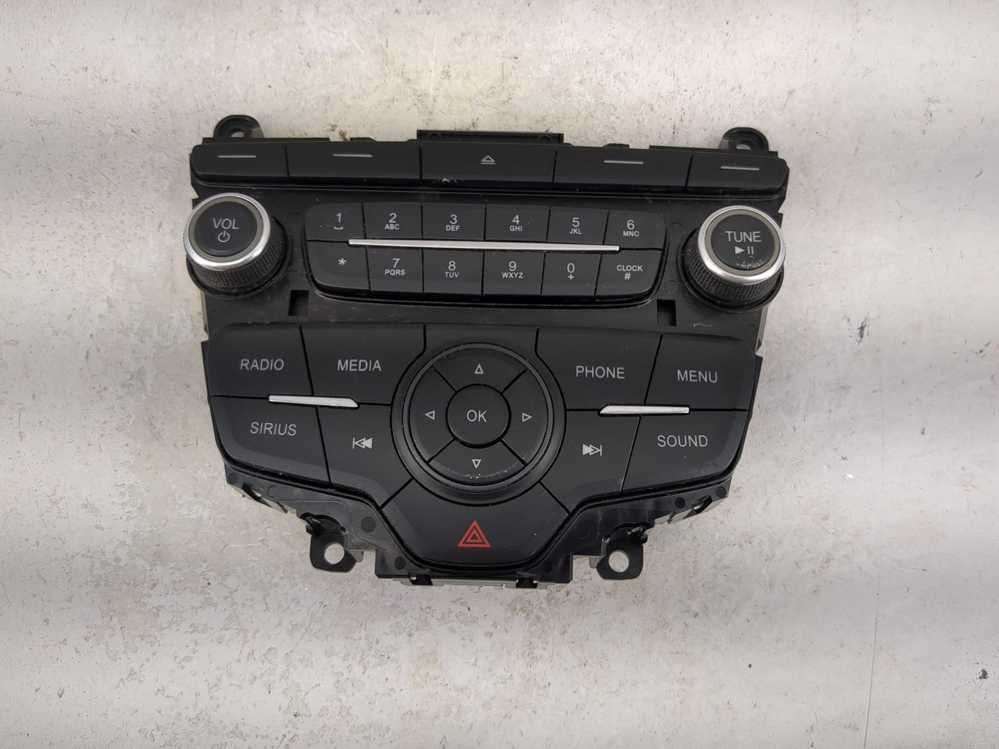 2015-2018 Ford Focus Radio Control Panel Black 1475752 - Oemusedautoparts1.com
