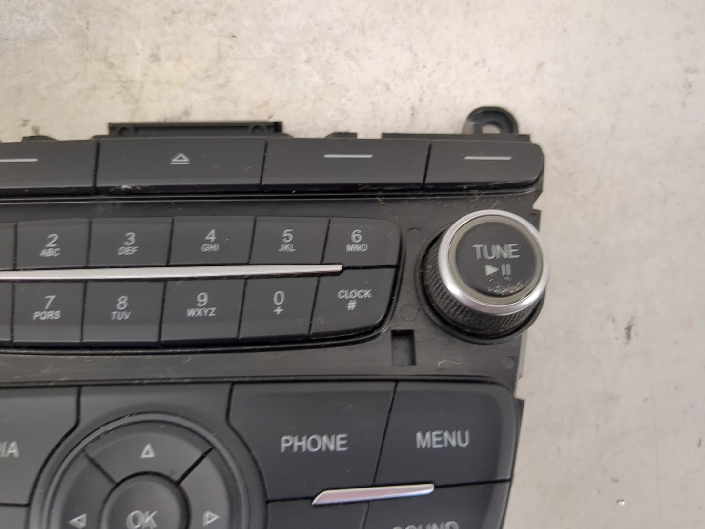 2015-2018 Ford Focus Radio Control Panel Black 1475752 - Oemusedautoparts1.com
