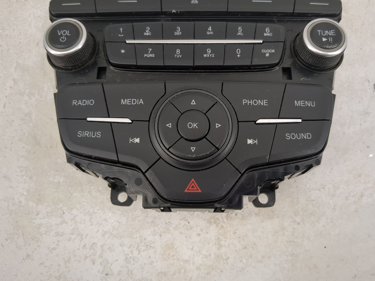 2015-2018 Ford Focus Radio Control Panel Black 1475752 - Oemusedautoparts1.com