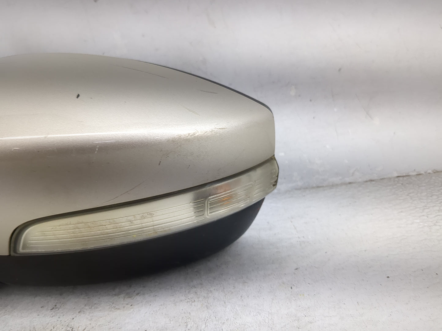 2015-2018 Ford Focus Driver Side View Mirror - Left Door Mirror OEM Used - Oemusedautoparts1.com