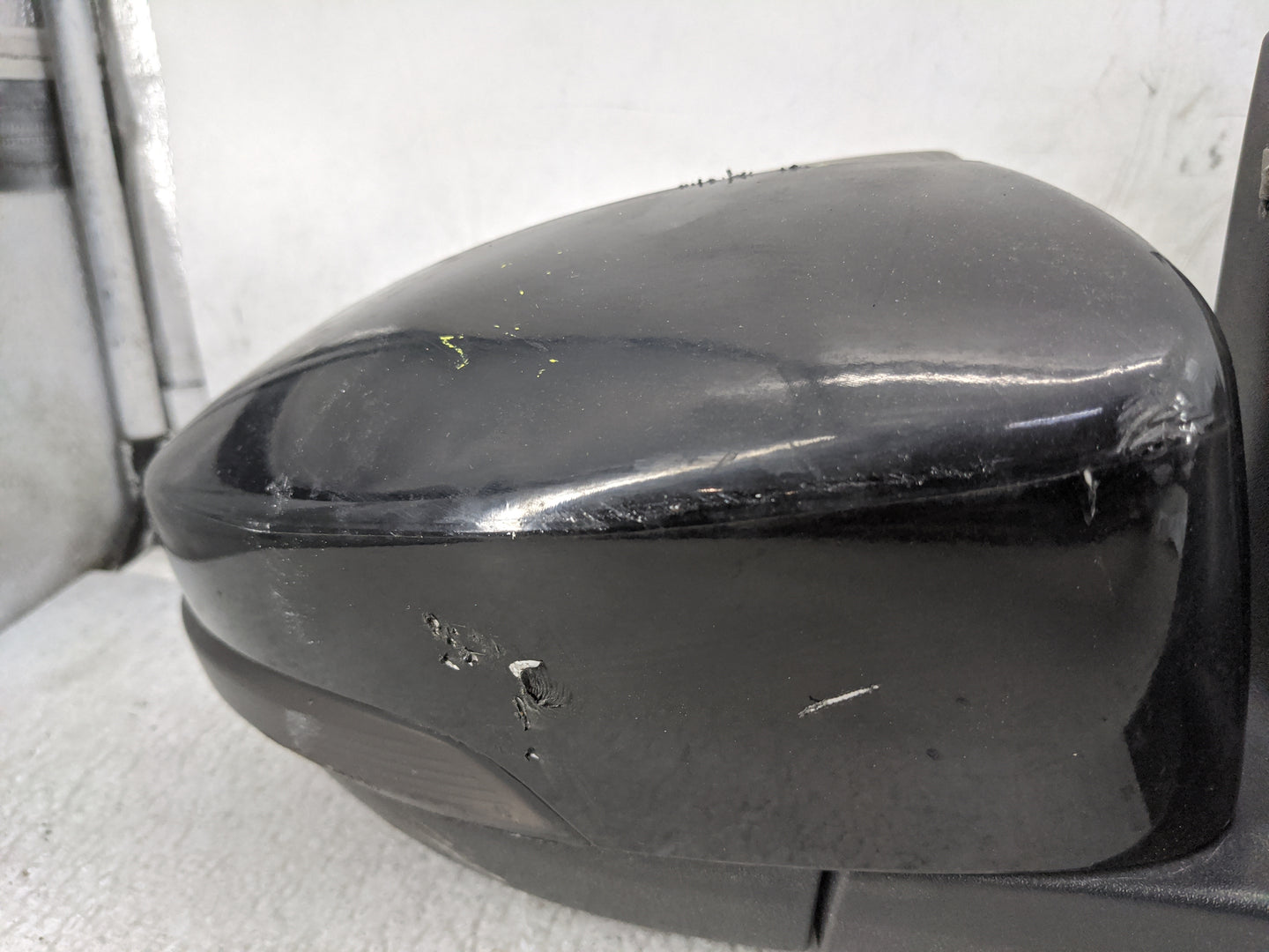 2015-2018 Ford Focus Passenger Side View Mirror - Right Door Mirror OEM Used - Oemusedautoparts1.com