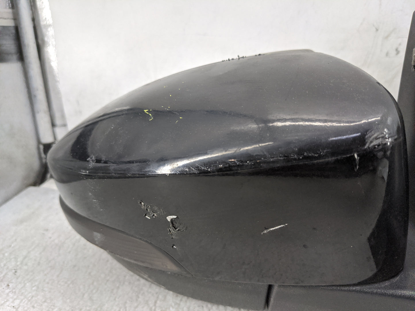 2015-2018 Ford Focus Passenger Side View Mirror - Right Door Mirror OEM Used - Oemusedautoparts1.com