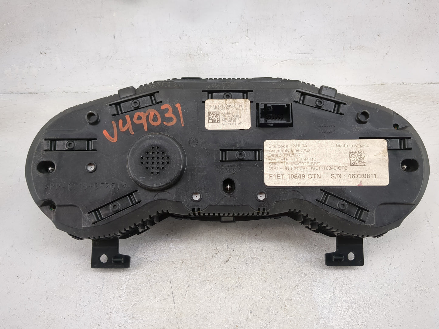 2017-2018 Ford Focus Instrument Cluster Speedometer Gauges P/N:F1ET-10849-CTN F1ET-14F094-BB Miles: Fits Fits 2017 2018 OEM 