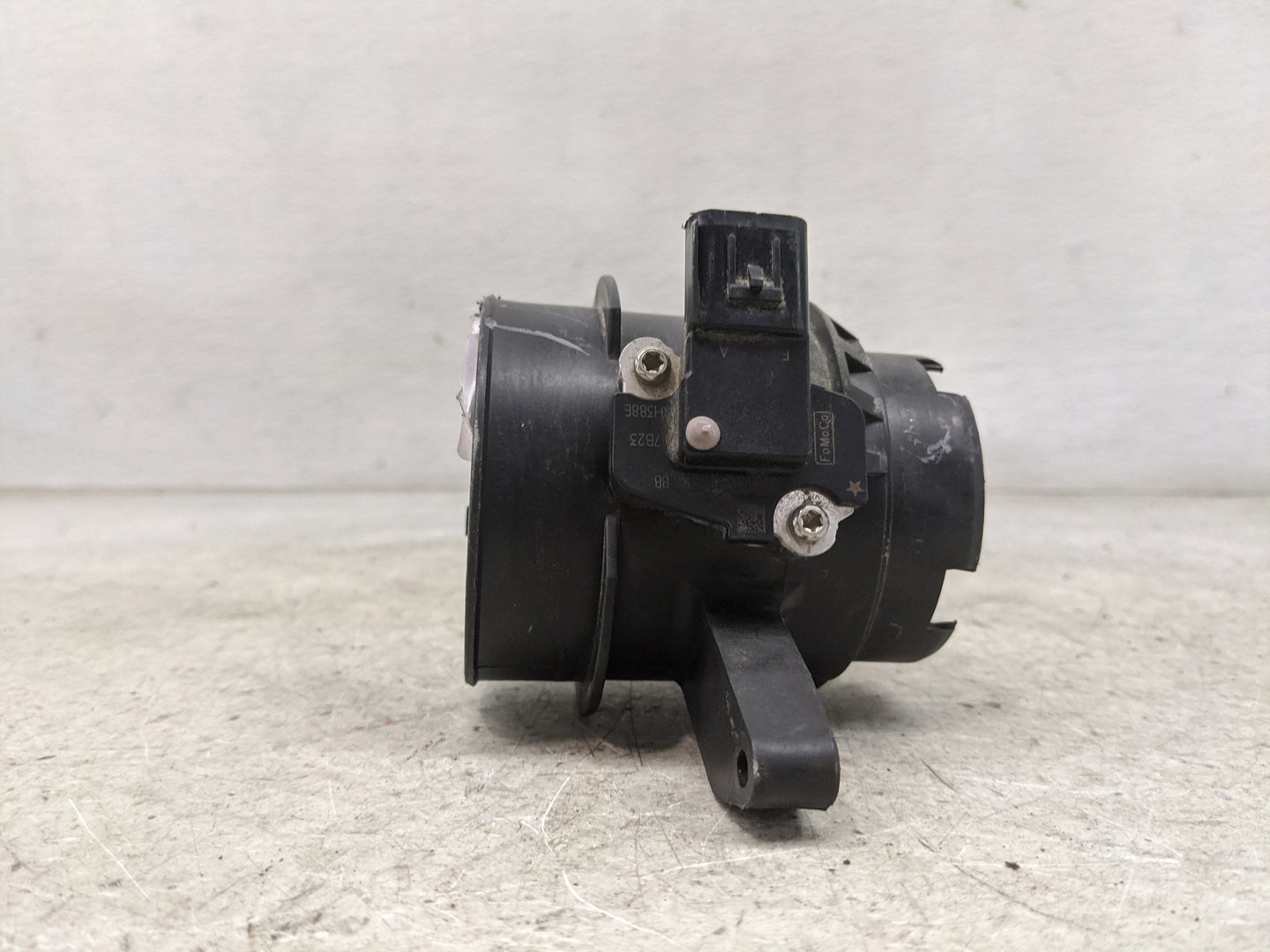 2012-2018 Ford Focus Mass Air Flow Meter Maf 1485589 - Oemusedautoparts1.com