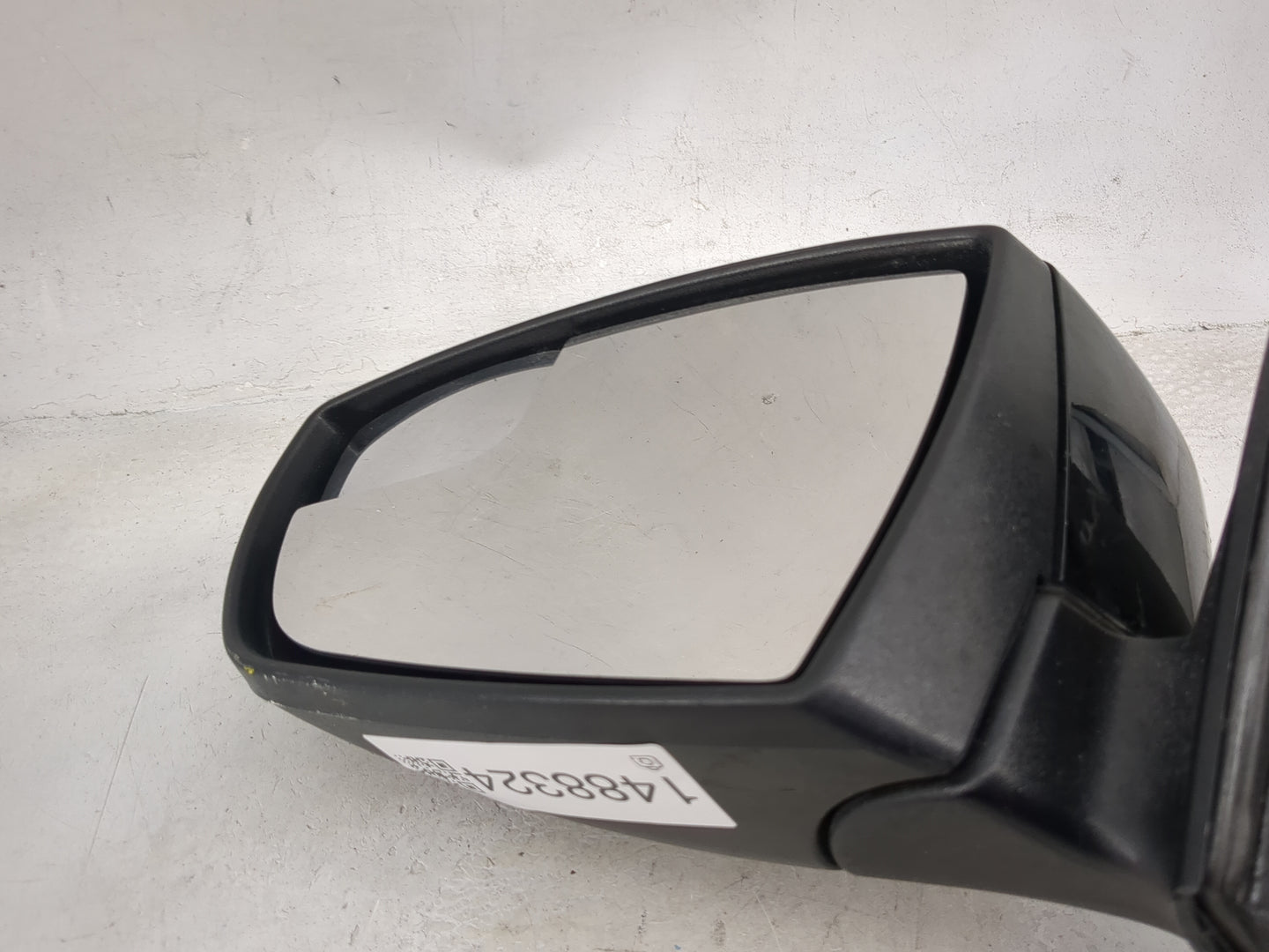 2015-2018 Ford Focus Driver Side View Mirror - Left Door Mirror OEM Used - Oemusedautoparts1.com