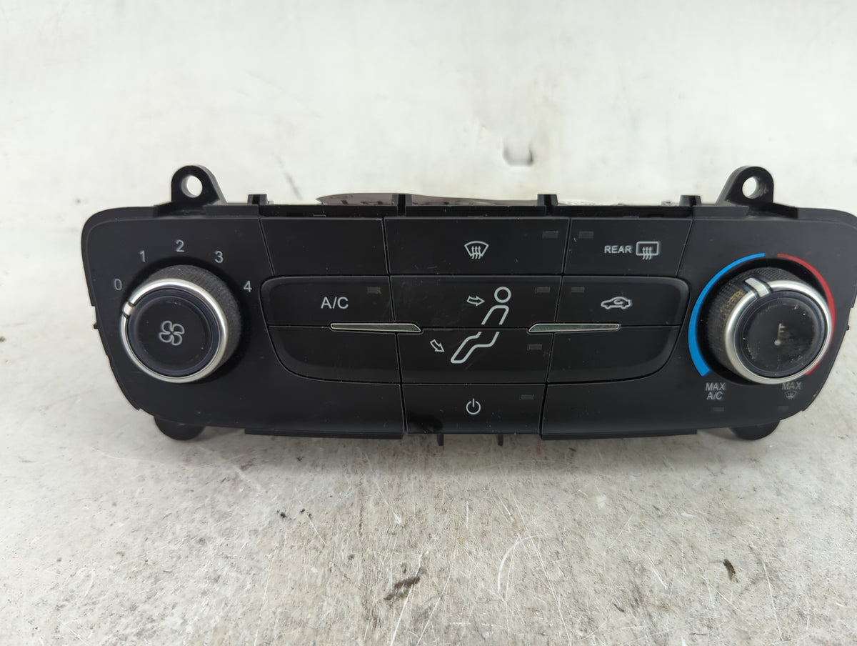 2015-2018 Ford Focus Climate Control Module Temperature AC/Heater Replacement P/N:F1ET-19980-JJ F1ET 19549 Fits OEM Used Aut