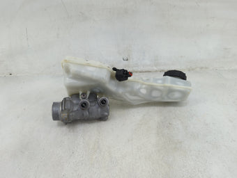 compare product 2012-2018 Ford Focus Brake Master Cylinder 1490244