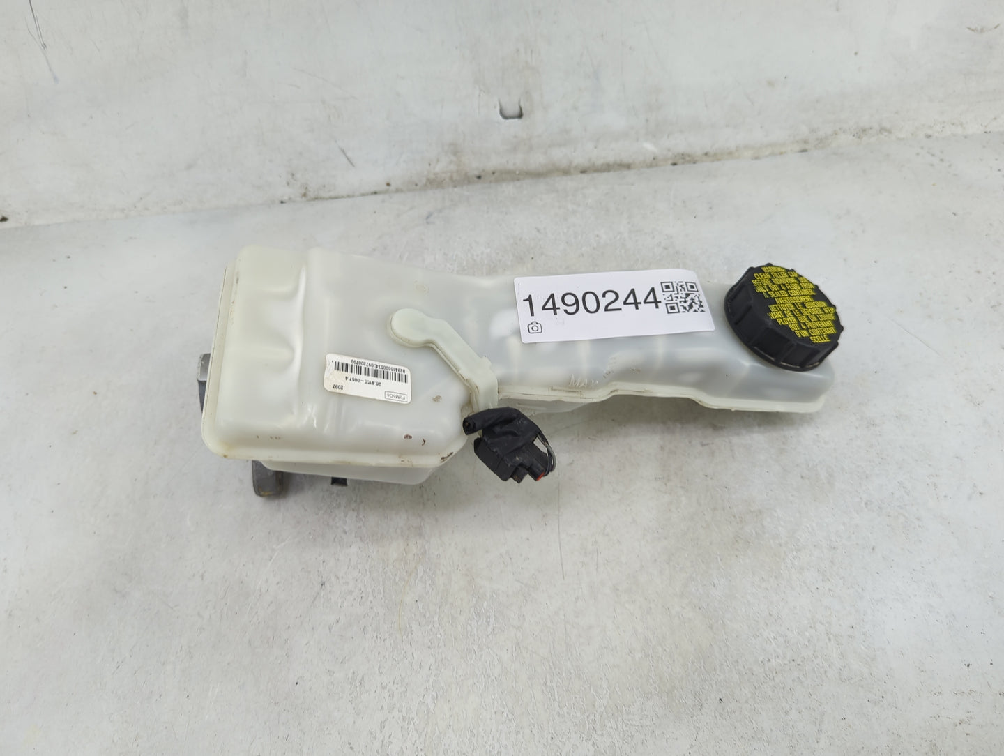 2012-2018 Ford Focus Brake Master Cylinder 1490244 - Oemusedautoparts1.com