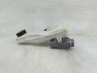 2012-2018 Ford Focus Brake Master Cylinder 1490244 - Oemusedautoparts1.com