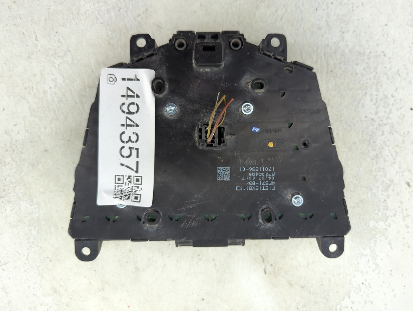 2015-2018 Ford Focus Radio Control Panel 1494357 - Oemusedautoparts1.com