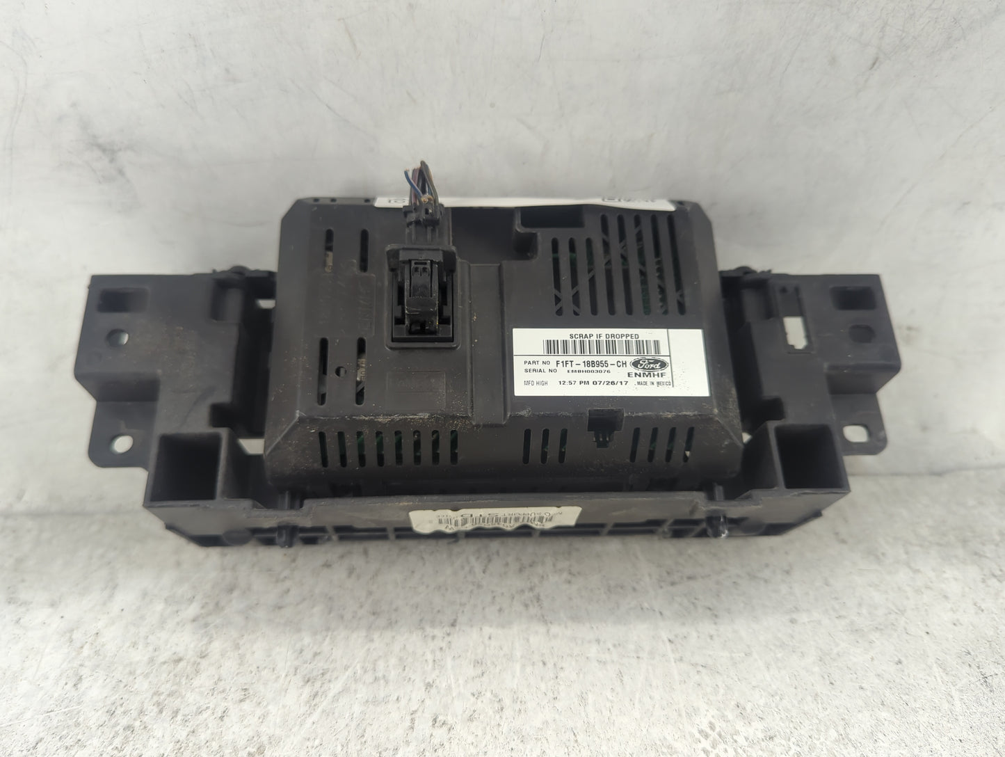 2015-2018 Ford Focus Information Display Screen 1494573 - Oemusedautoparts1.com