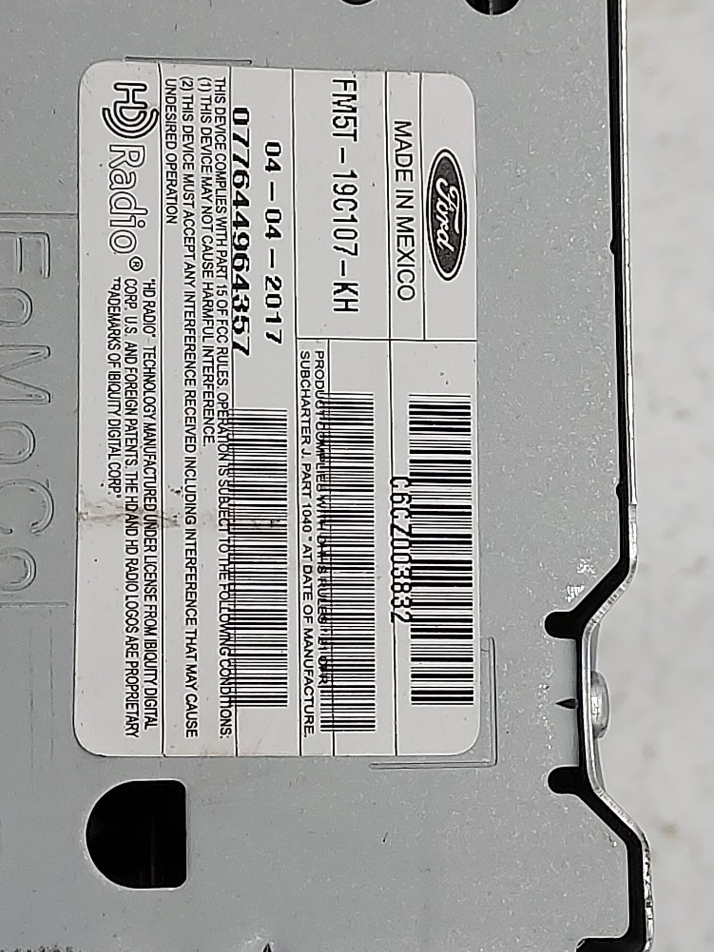 2016-2018 Ford Focus Radio AM FM Cd Player Receiver Replacement P/N:FM5T-19C107-KH Fits Fits 2016 2017 2018 OEM Used Auto Pa