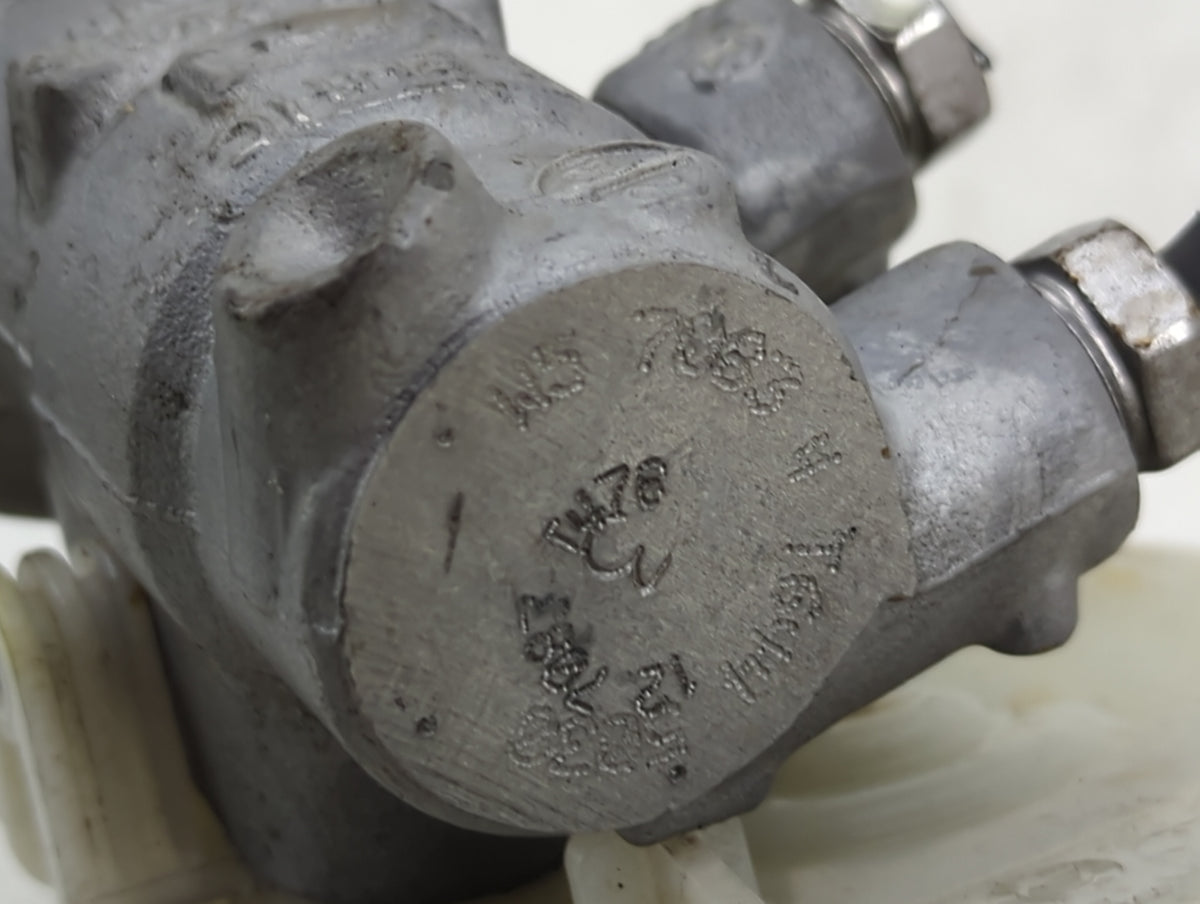2012-2018 Ford Focus Brake Master Cylinder 1496647 - Oemusedautoparts1.com