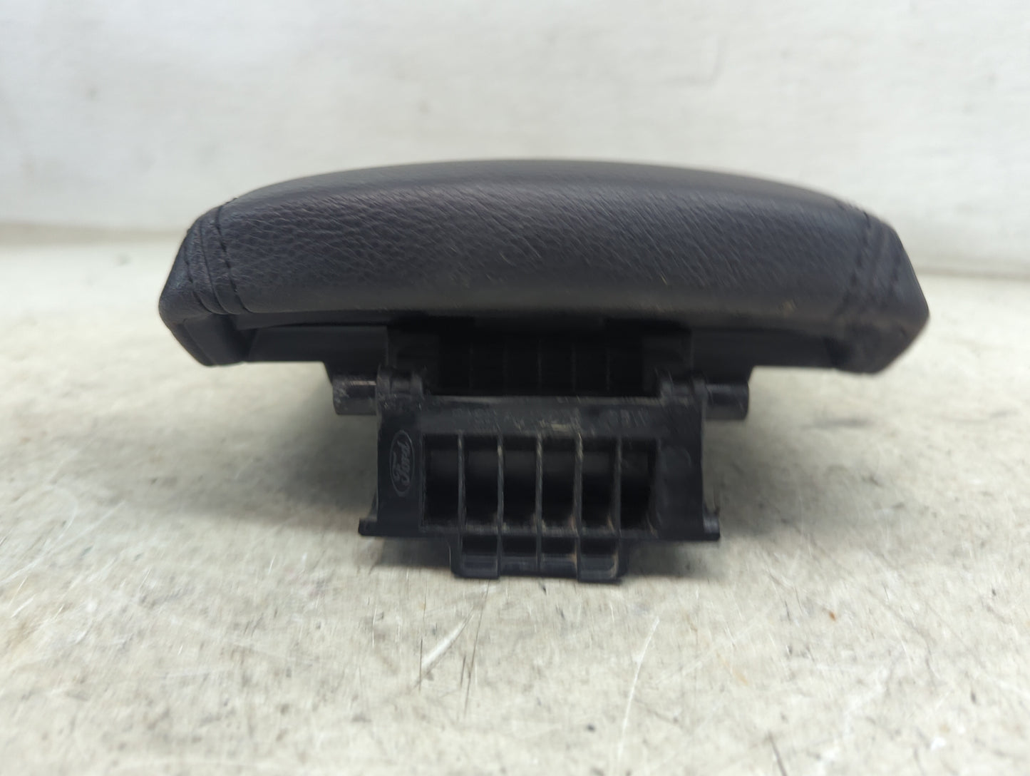 2017 Ford Focus Center Console Armrest Cover Lid Fits OEM Used Auto Parts - Oemusedautoparts1.com