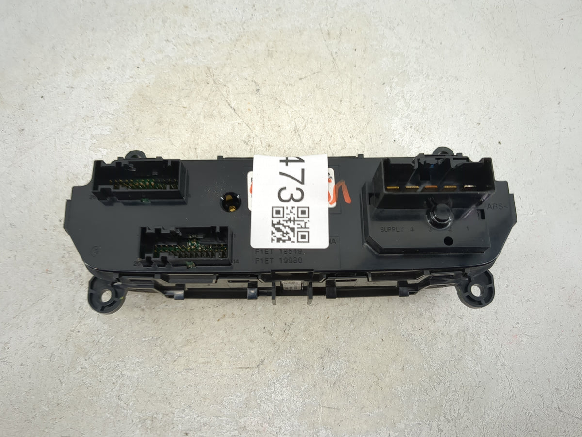 2015-2018 Ford Focus Climate Control Module Temperature AC/Heater Replacement P/N:F1ET-19980-JJ F1ET 18549 Fits OEM Used Aut