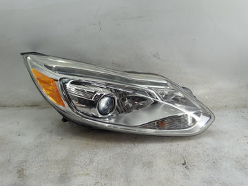 2012-2018 Ford Focus Passenger Right Oem Head Light Headlight Lamp - Oemusedautoparts1.com