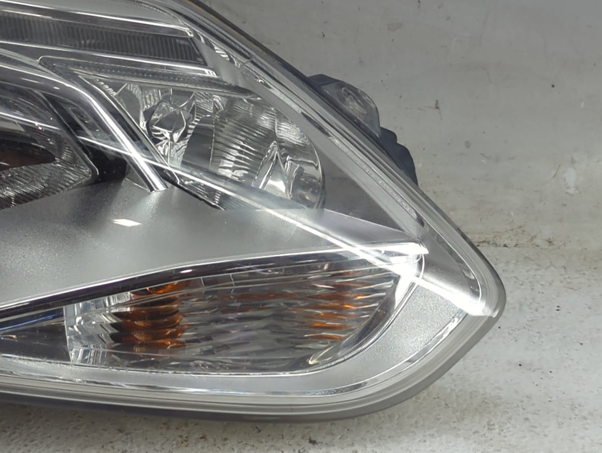 2012-2018 Ford Focus Passenger Right Oem Head Light Headlight Lamp - Oemusedautoparts1.com