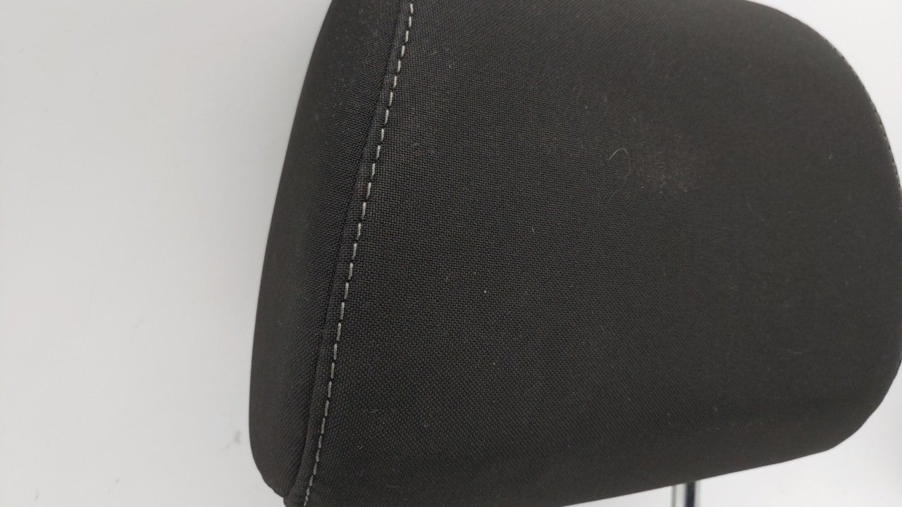 2015-2018 Ford Focus Headrest Head Rest Front Driver Passenger Seat Fits Fits 2015 2016 2017 2018 OEM Used Auto Parts - Oemu