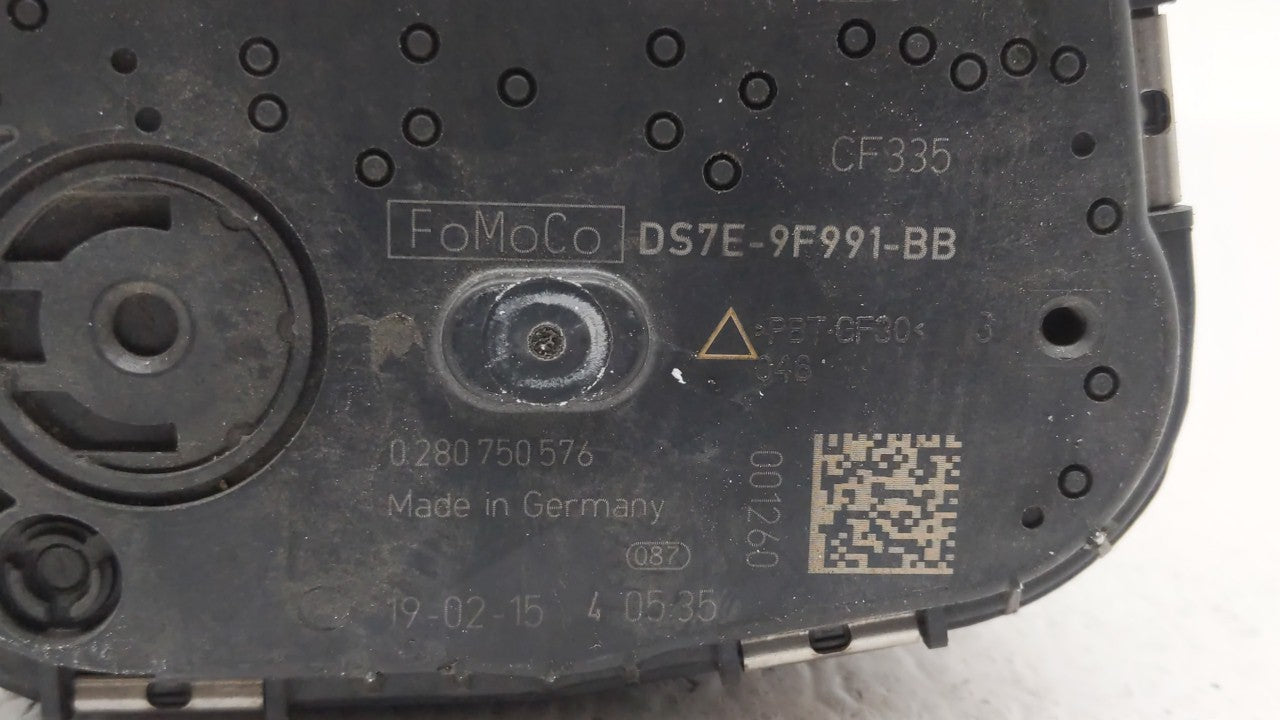 2014-2018 Ford Focus Throttle Body P/N:DS7E-9F991-BB Fits Fits 2014 2015 2016 2017 2018 2019 2020 2021 2022 OEM Used Auto Pa
